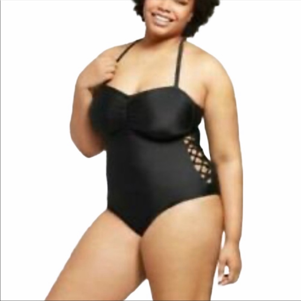 AVA & VIV one piece swimsuit open tie sides plus size 18 padded bra halter tie